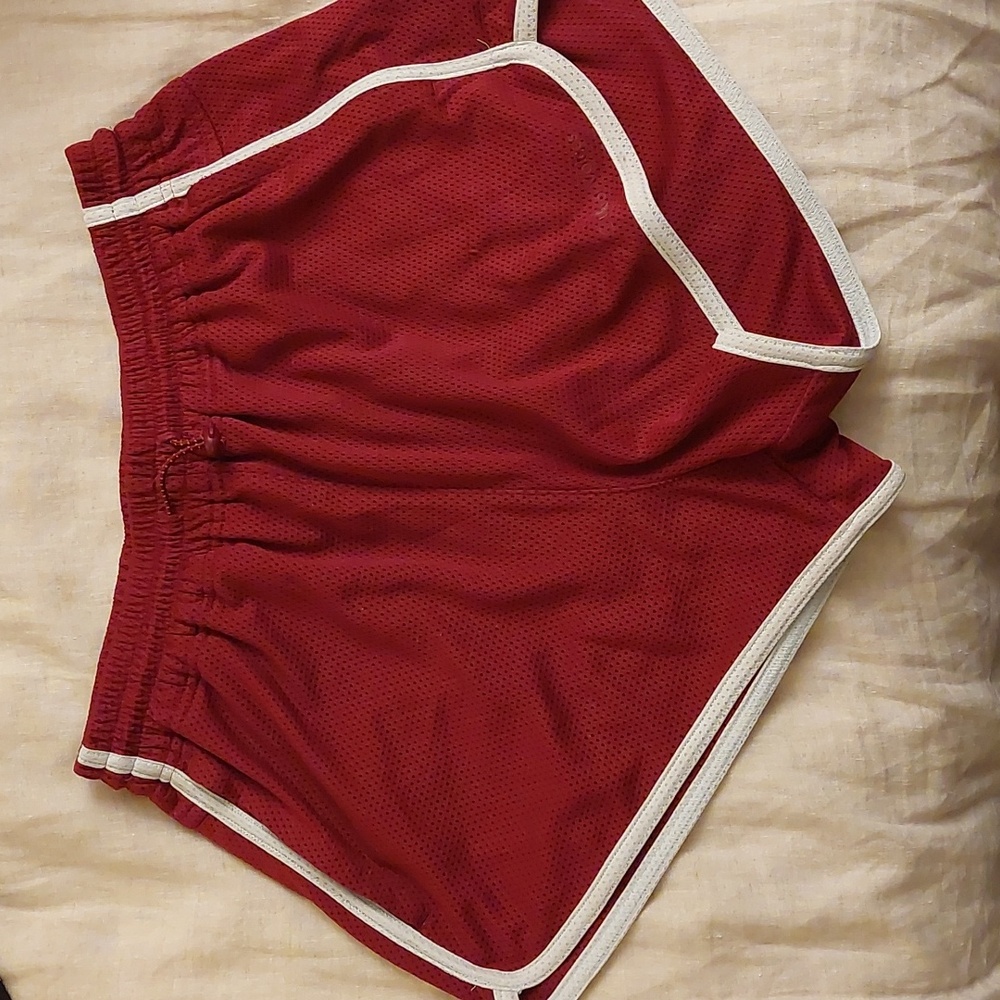 Outdoor Voices RecMesh 2.5" Gym Short